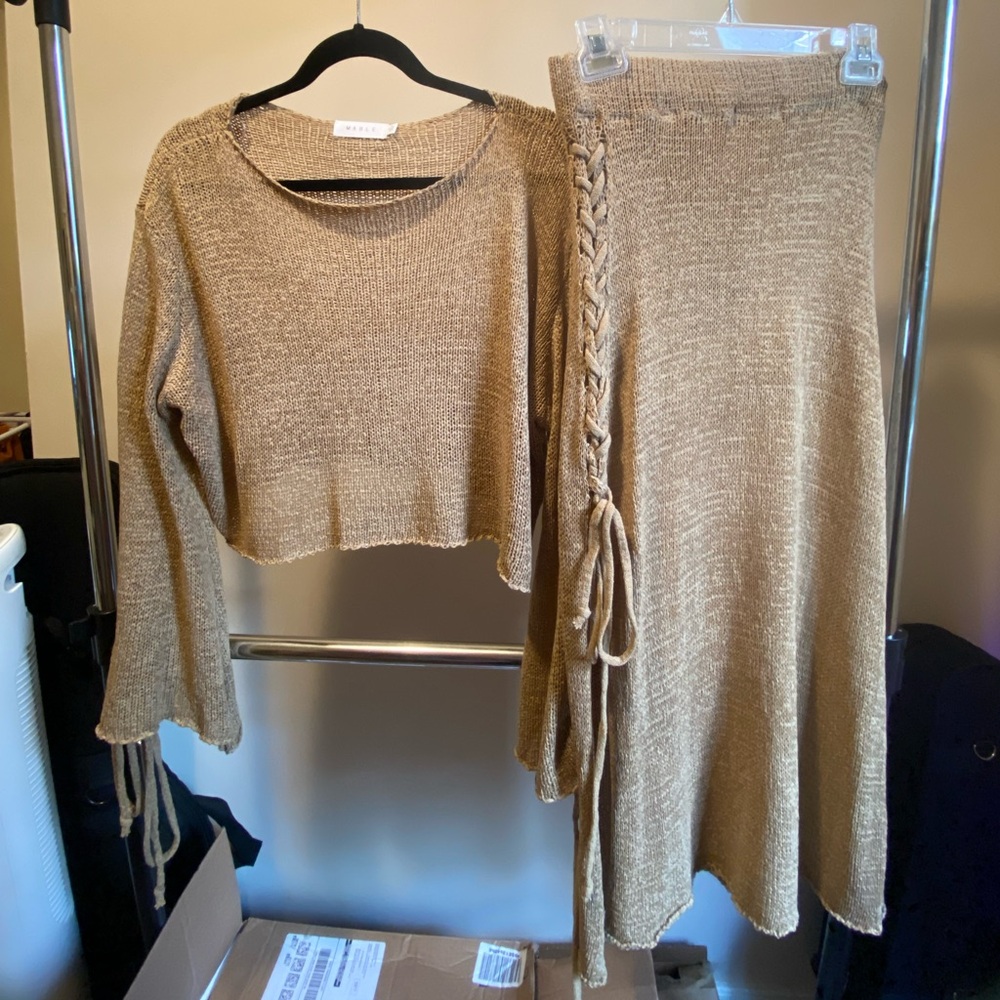 Matching Sweater Set - Picture 2 of 5